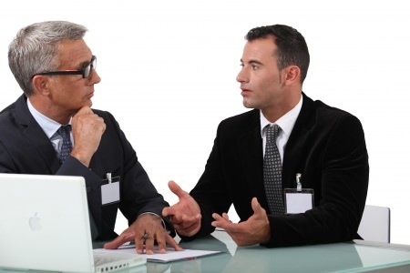 Weekly team Meetings vs. 1-on-1 meetings
