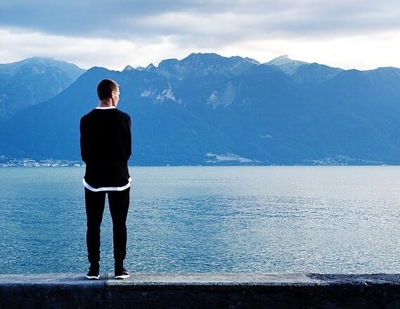 Why the Most Successful Companies Do Less