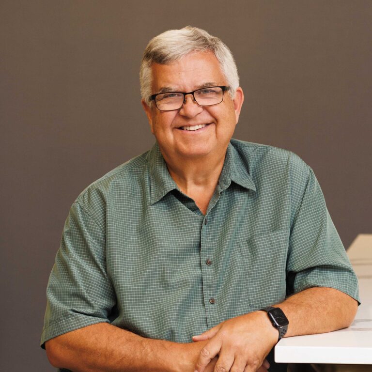 Detlefs Small1 768x768